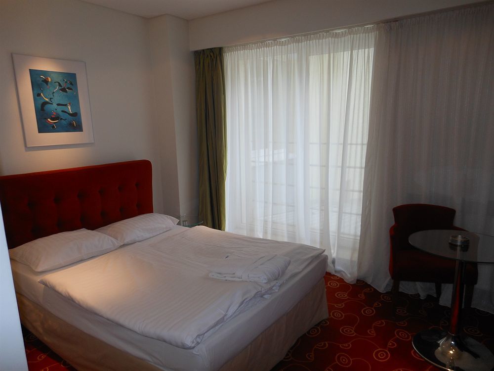 Hotel Dona Kaliningrad Extérieur photo